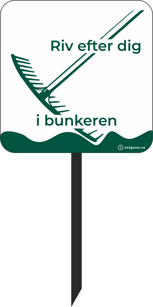 Golf Sign: RAKE THE BUNKERS AFTER USE