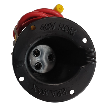 On bord Receptacle and fuse